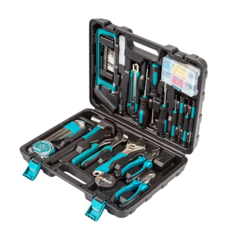 Универсальный нож и биты из набора